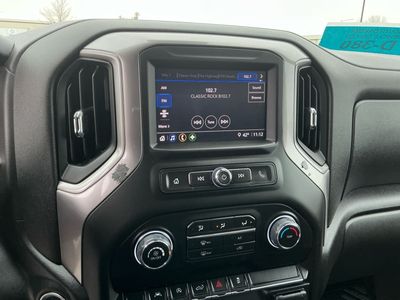 2024 Chevrolet Silverado 1500 — photo 11 view