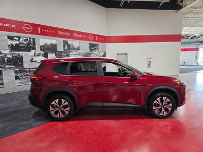 2023 Nissan Rogue — side profile view