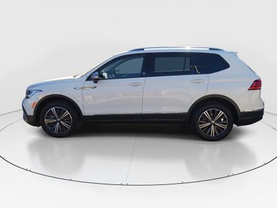 2024 Volkswagen Tiguan - Photo 4