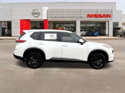 2026 Nissan Rogue - Photo 2