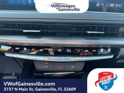2024 Cadillac XT4 — photo 26 view