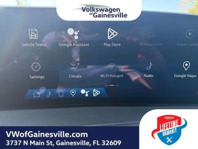 2024 Cadillac XT4 — photo 25 view