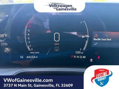 2024 Cadillac XT4 — photo 21 view