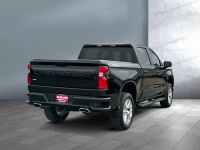 2021 Chevrolet Silverado 1500 — engine compartment view