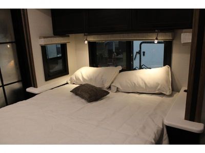 2023 Jayco Seneca XT - Photo 13