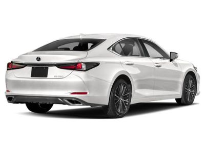 2022 Lexus ES 350 — rear three-quarter view