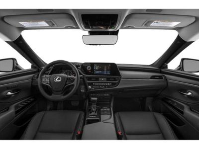 2022 Lexus ES 350 9000 — front three-quarter view