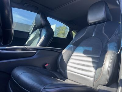 2019 Toyota Avalon - Photo 3