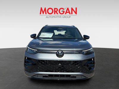 2026 Volkswagen Tiguan — photo 8 view