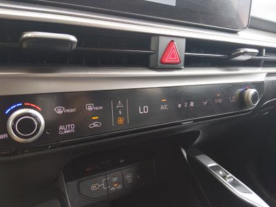 2024 Kia Sorento - Photo 17