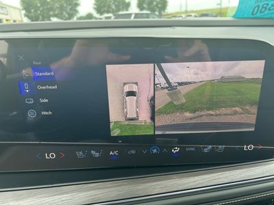 2025 Chevrolet Tahoe — photo 21 view