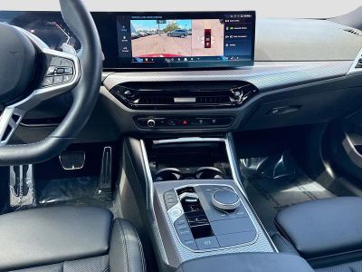 2025 BMW 3 Series — photo 19 view