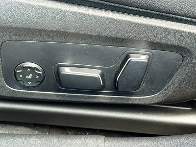 2025 BMW 3 Series — photo 25 view