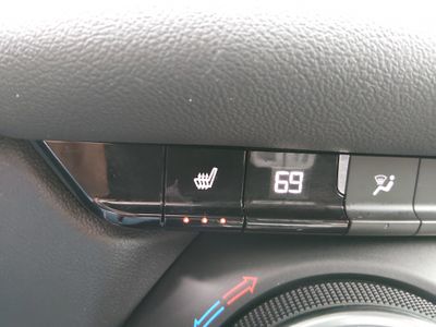 2025 Chevrolet Blazer - Photo 20