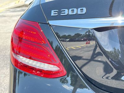 2019 Mercedes-Benz E-Class - Photo 10