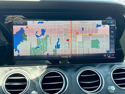 2019 Mercedes-Benz E-Class - Photo 32