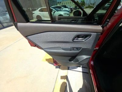 2023 Nissan Rogue — photo 22 view