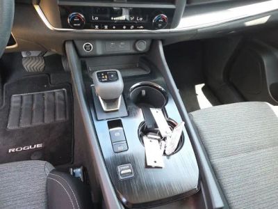 2023 Nissan Rogue — photo 18 view