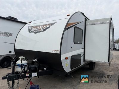 2022 Forest River RV Wildwood FSX - Photo 3