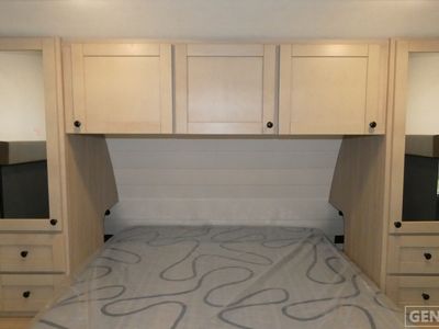 2026 Highland Ridge RV Range Lite - Photo 8