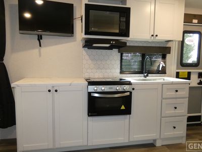 2026 Highland Ridge RV Range Lite - Photo 7