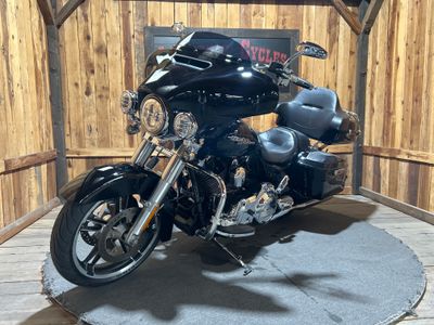 2016 Harley-Davidson Street Glide - Photo 3