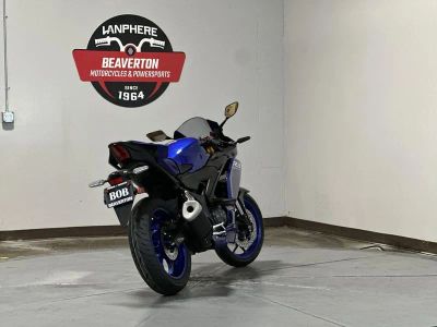 2026 Yamaha YZFR3ATL - Photo 3