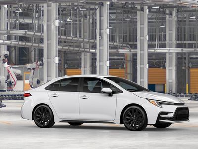 2026 Toyota Corolla — photo 13 view