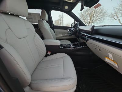 2026 Kia Sorento Hybrid - Photo 15