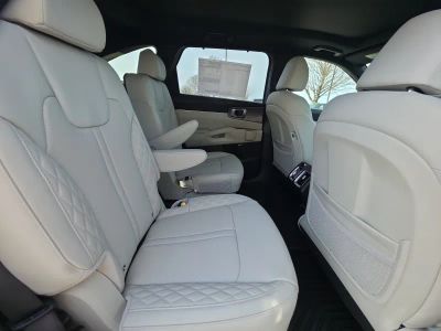 2026 Kia Sorento Hybrid - Photo 14