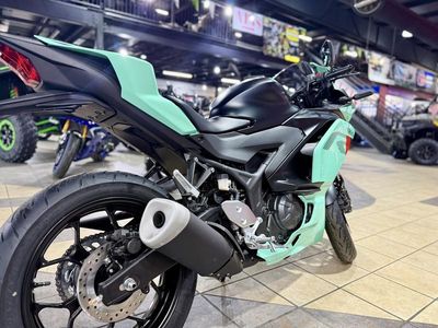 2026 Yamaha YZF-R3 - Photo 7