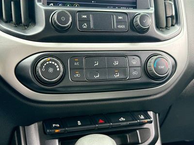 2022 Chevrolet Colorado — photo 28 view