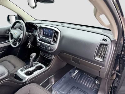 2022 Chevrolet Colorado — photo 13 view