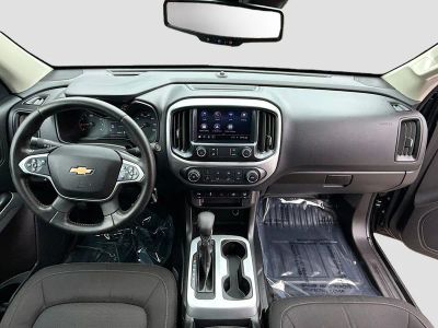 2022 Chevrolet Colorado — photo 15 view