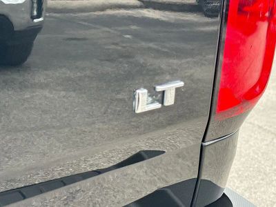 2022 Chevrolet Colorado — photo 12 view