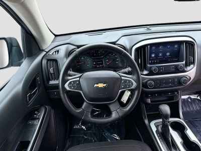 2022 Chevrolet Colorado — photo 16 view