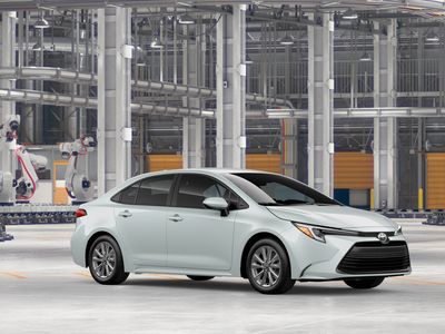 2026 Toyota Corolla Hybrid - Photo 14