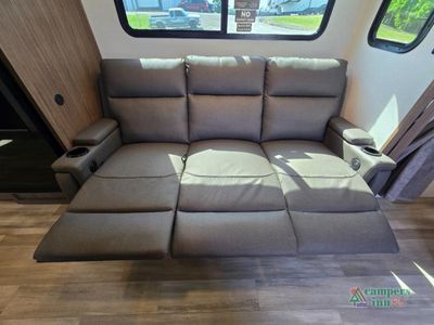 2025 Alliance RV Delta Ultra Lite — photo 26 view