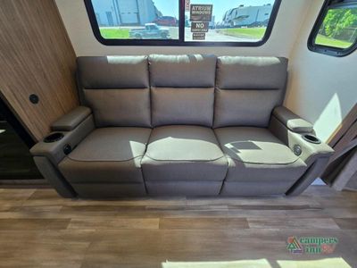 2025 Alliance RV Delta Ultra Lite — photo 25 view