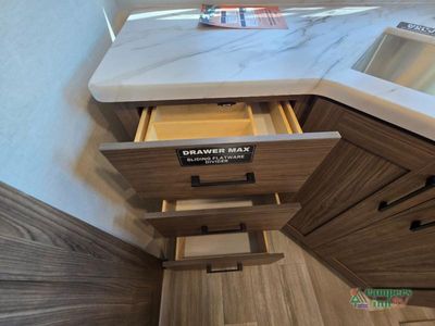 2025 Alliance RV Delta Ultra Lite — photo 37 view