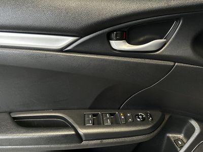 2020 Honda Civic — photo 12 view