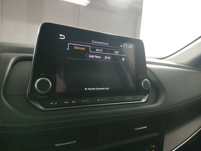 2025 Nissan Rogue - Photo 17