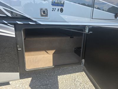 2026 Jayco Seneca - Photo 14