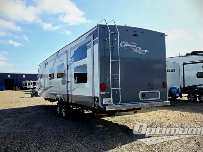 2019 Highland Ridge Open Range — rear three-quarter view