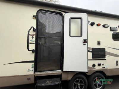 2017 Forest River RV Flagstaff - Photo 9