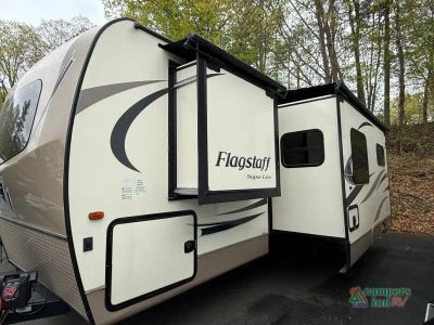 2017 Forest River RV Flagstaff - Photo 4