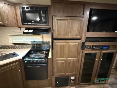 2017 Forest River RV Flagstaff - Photo 44