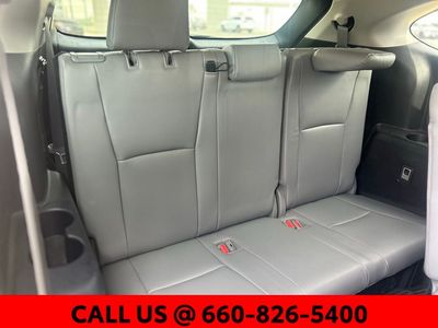2022 Toyota Highlander Hybrid - Photo 7