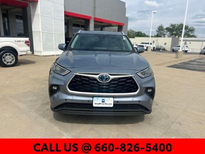 2022 Toyota Highlander Hybrid - Photo 2