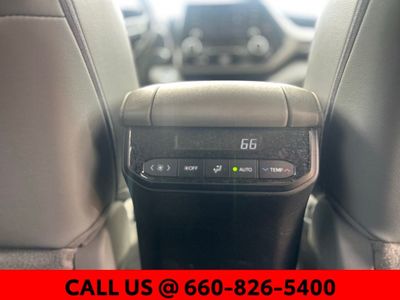 2022 Toyota Highlander Hybrid - Photo 8